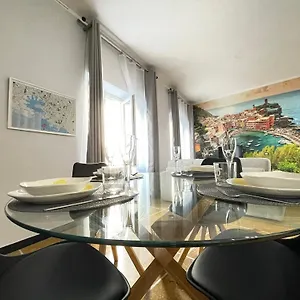 ca-de-maine.hotelitalianriviera.com/